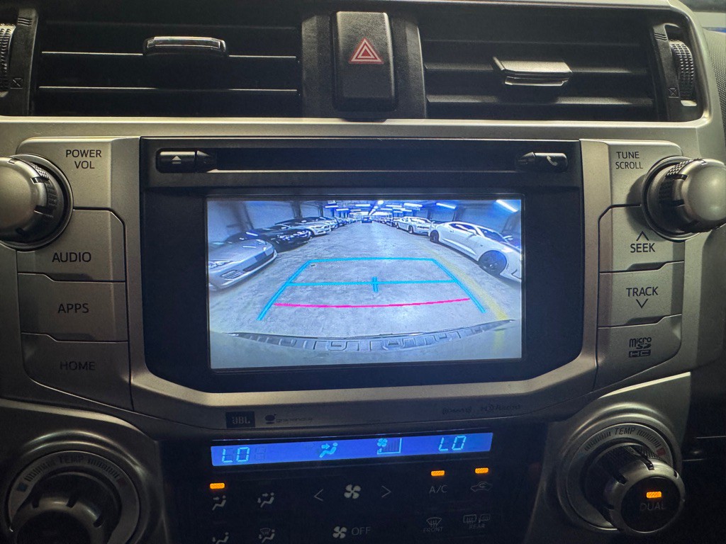 2016 Toyota 4Runner Image 44