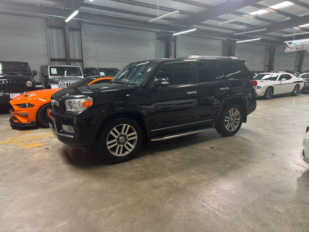 2013 Toyota 4Runner Image 1