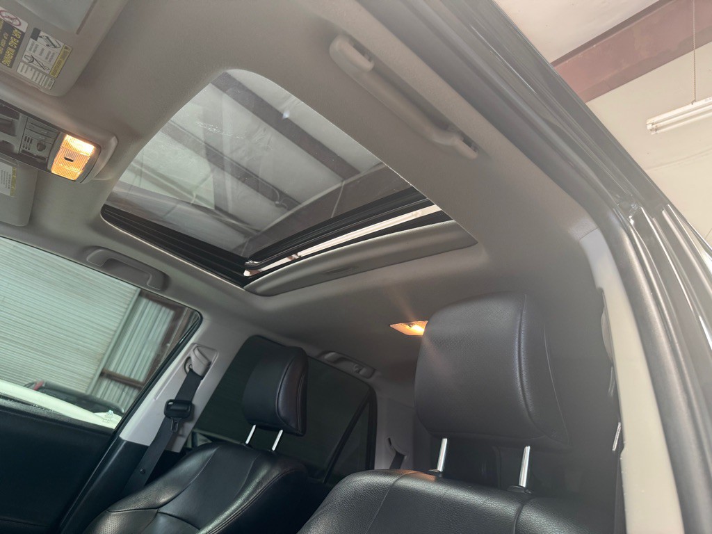 2013 Toyota 4Runner Image 40