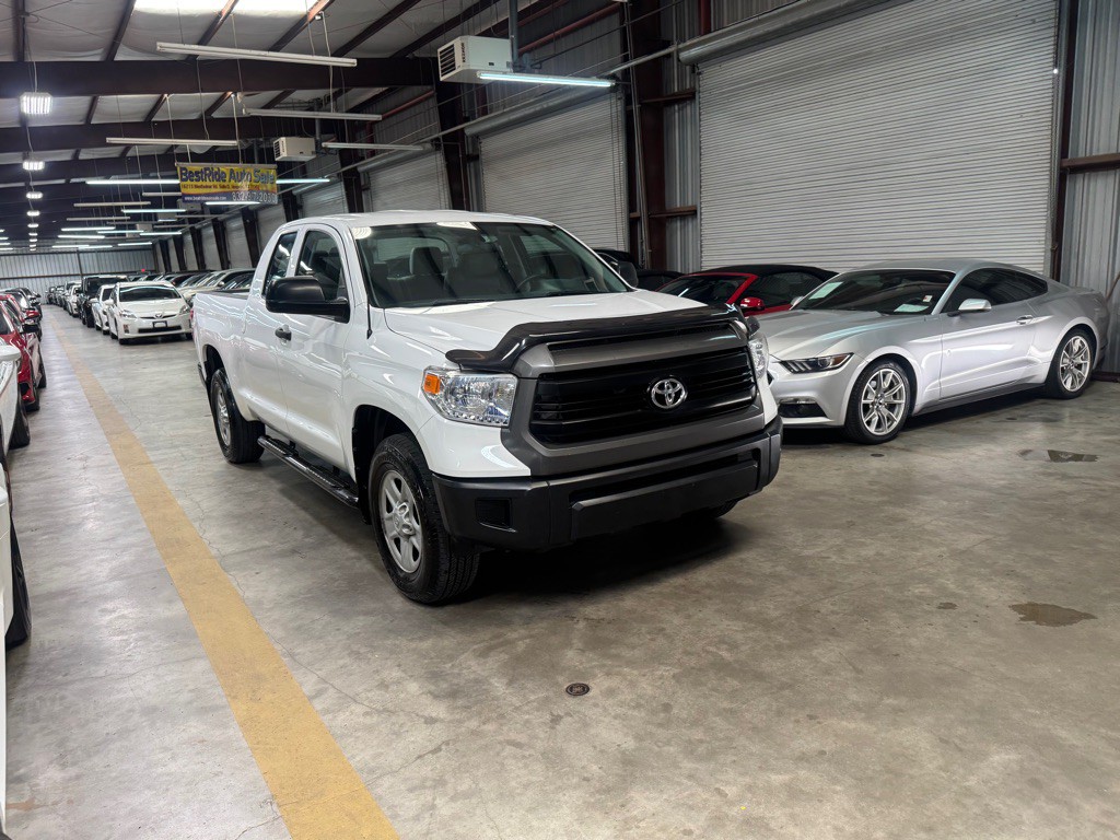 2015 Toyota Tundra Image 3