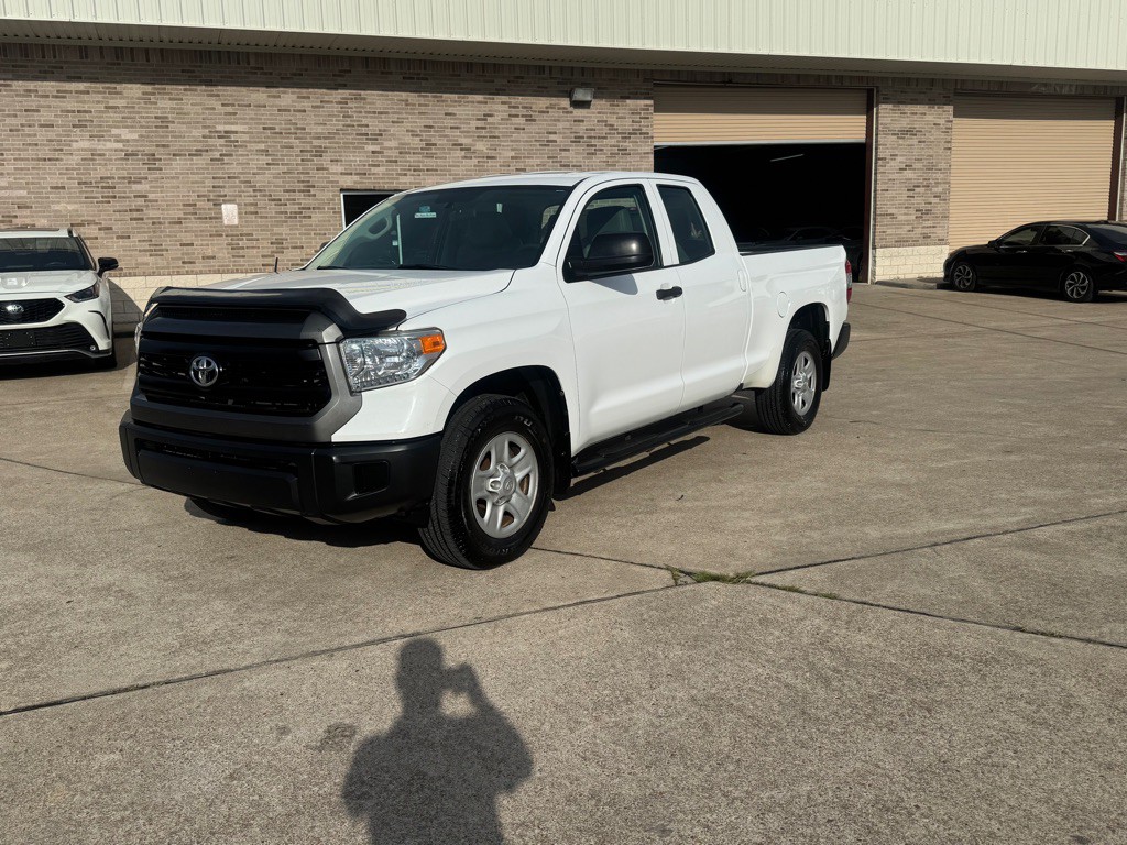 2015 Toyota Tundra Image 11