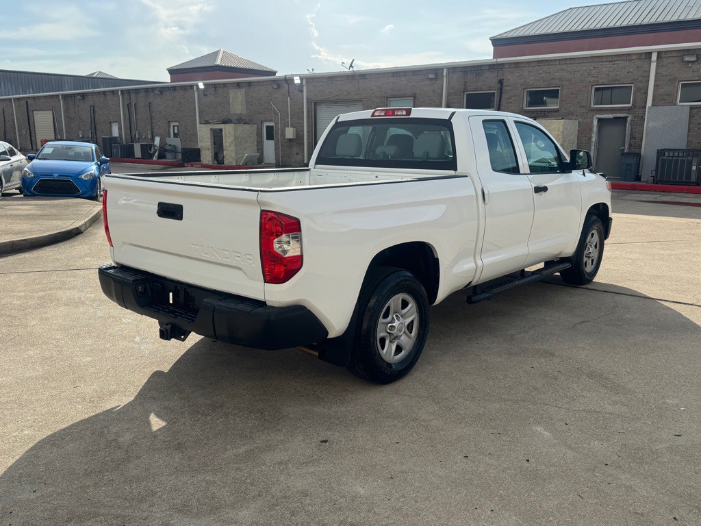 2015 Toyota Tundra Image 15
