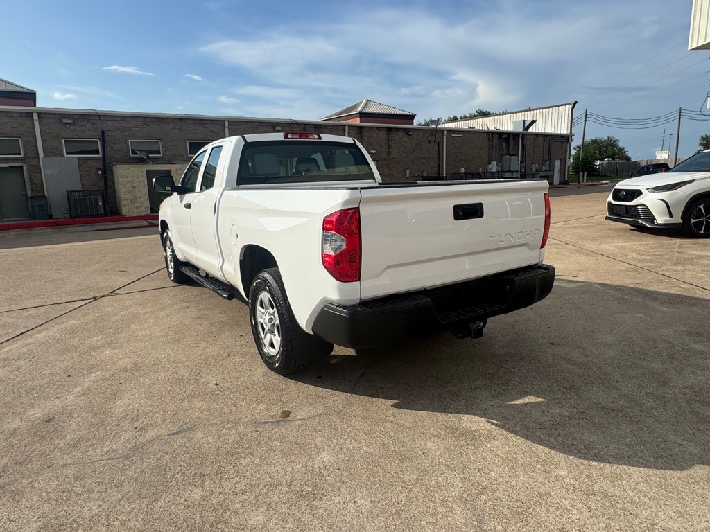 2015 Toyota Tundra Image 19