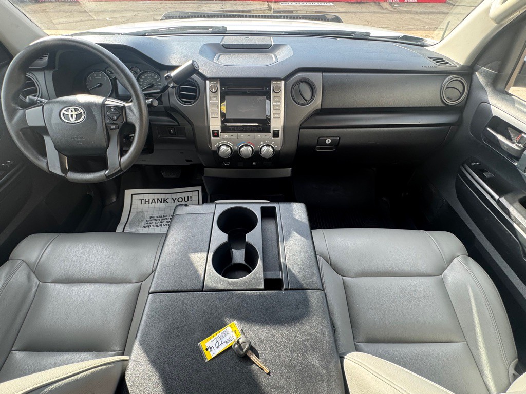 2015 Toyota Tundra Image 24