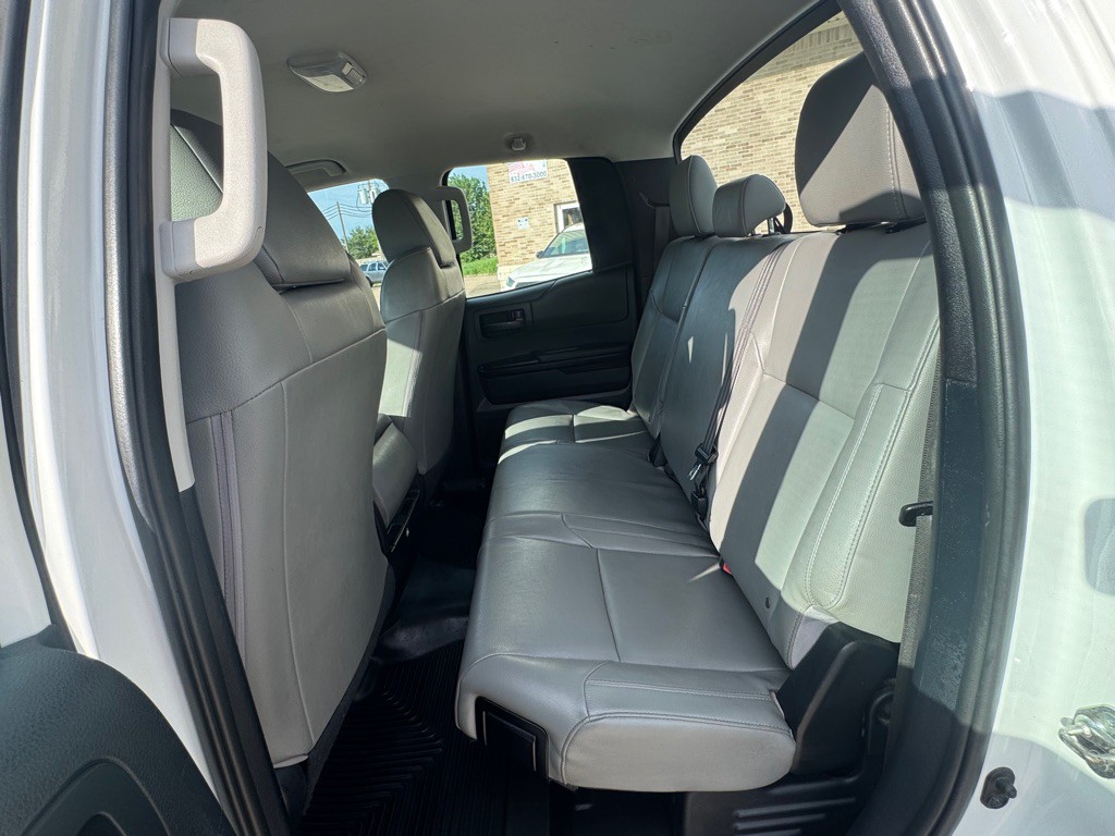 2015 Toyota Tundra Image 26