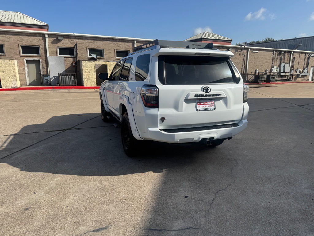 2017 Toyota 4Runner Image 31
