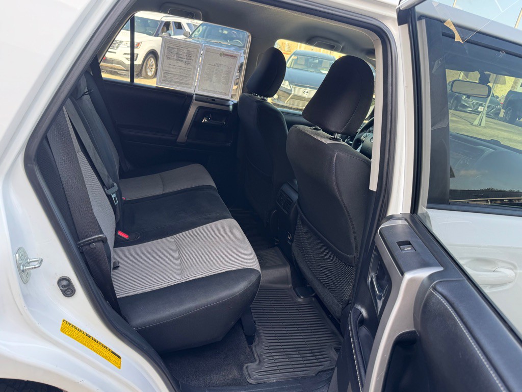 2017 Toyota 4Runner Image 39