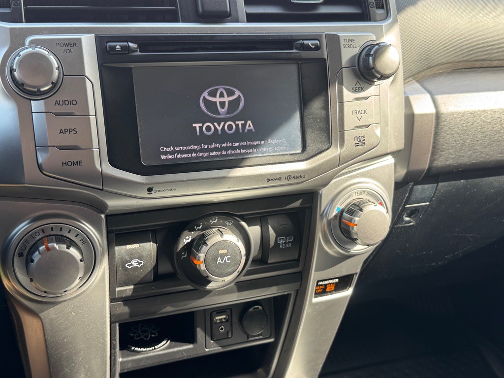 2017 Toyota 4Runner Image 44