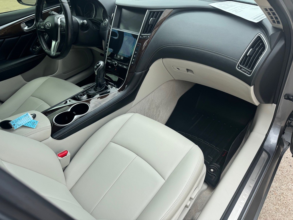 2018 INFINITI Q50 Image 27