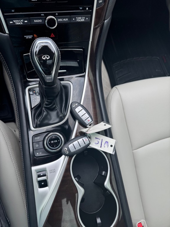 2018 INFINITI Q50 Image 32