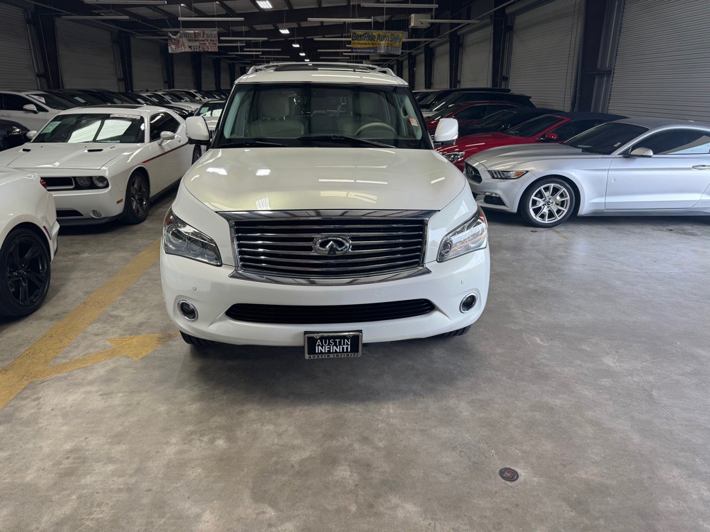 2011 INFINITI QX56 Image 6