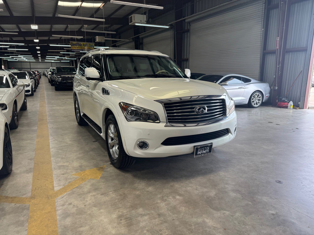 2011 INFINITI QX56 Image 7
