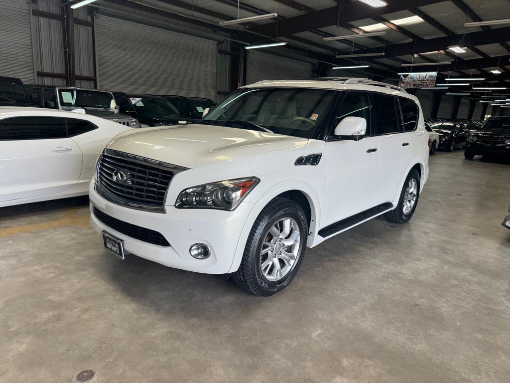 2011 INFINITI QX56 Image 14