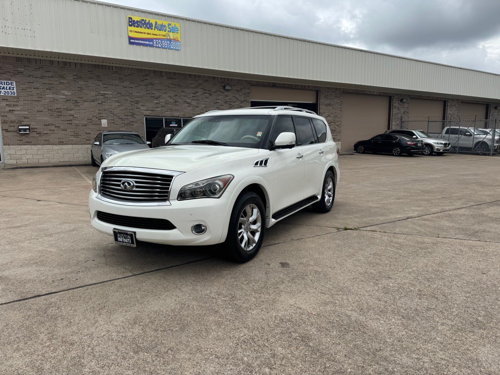2011 INFINITI QX56 Image 16