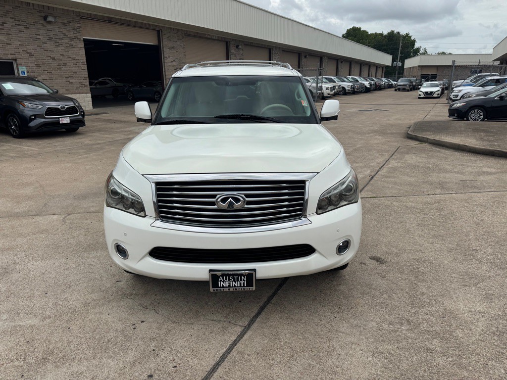 2011 INFINITI QX56 Image 19