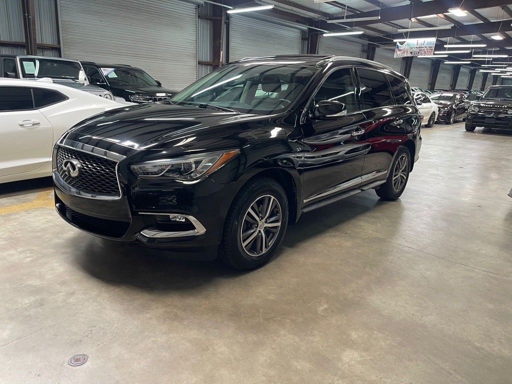 2017 INFINITI QX60 Image 2