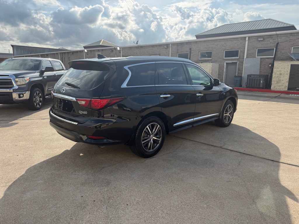 2017 INFINITI QX60 Image 22
