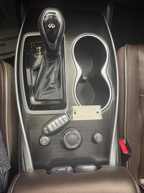 2017 INFINITI QX60 Image 39