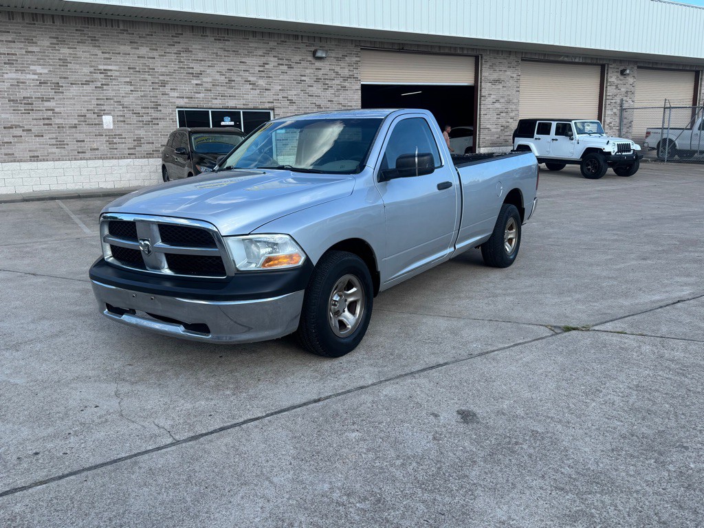 2011 Dodge Ram 1500 Image 2