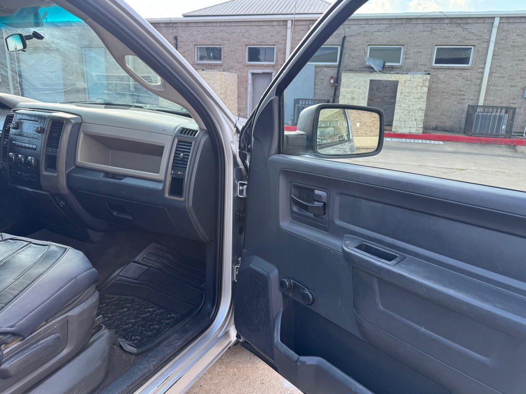 2011 Dodge Ram 1500 Image 16