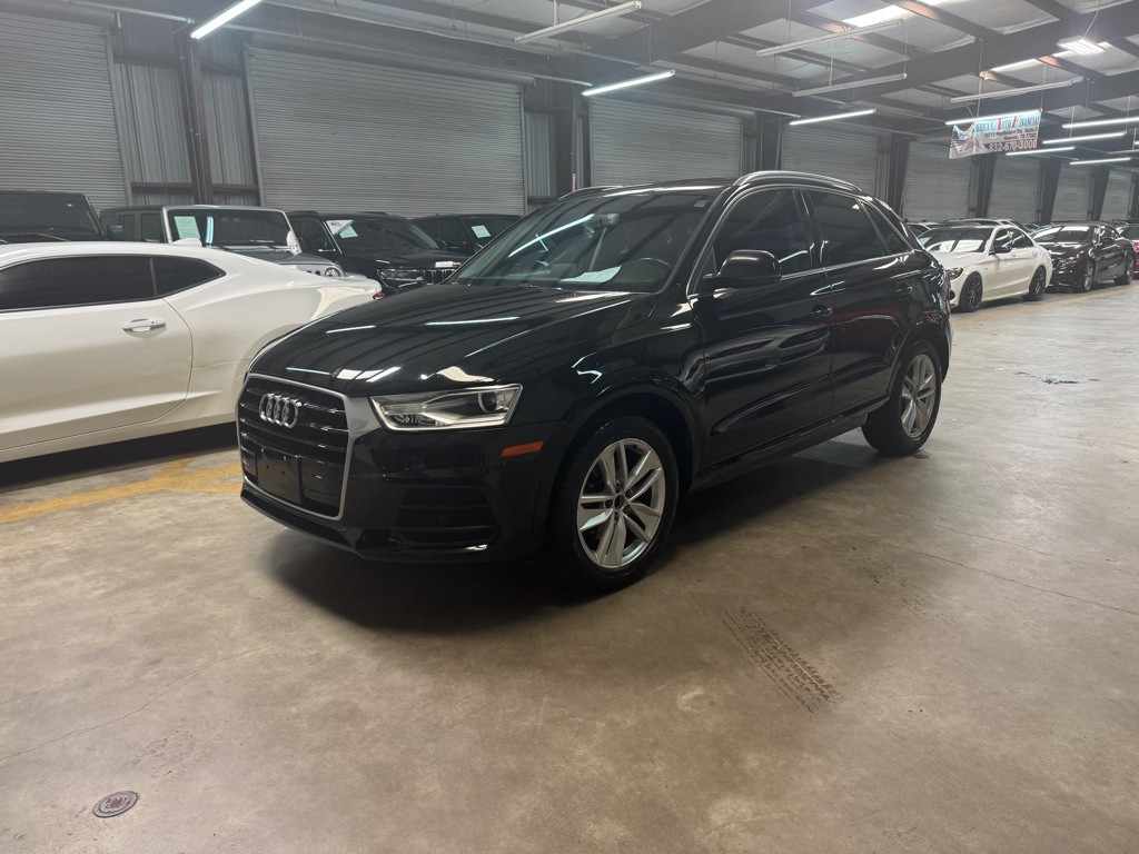 2016 Audi Q3 Image 1