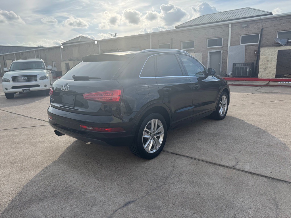 2016 Audi Q3 Image 19