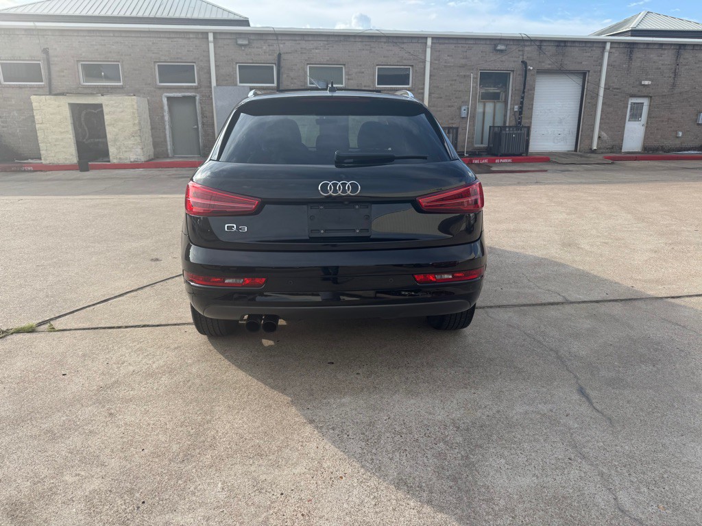 2016 Audi Q3 Image 21