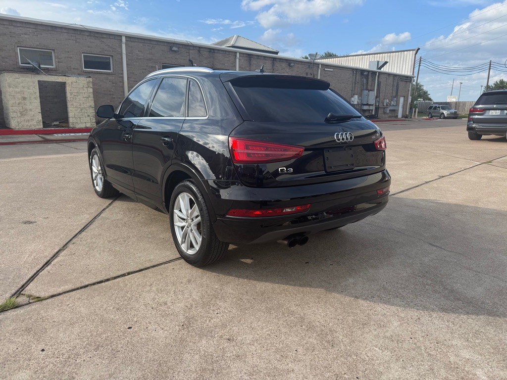 2016 Audi Q3 Image 22