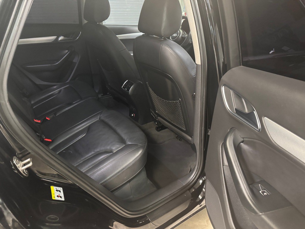 2016 Audi Q3 Image 29