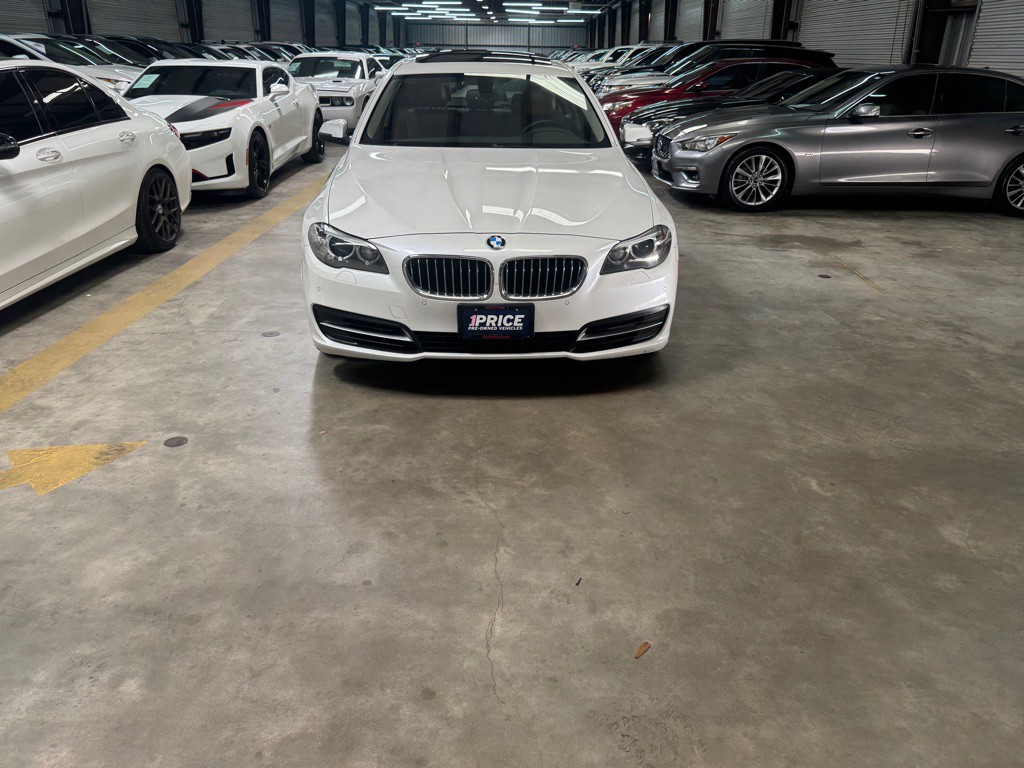 2014 BMW 5 Series Image 2