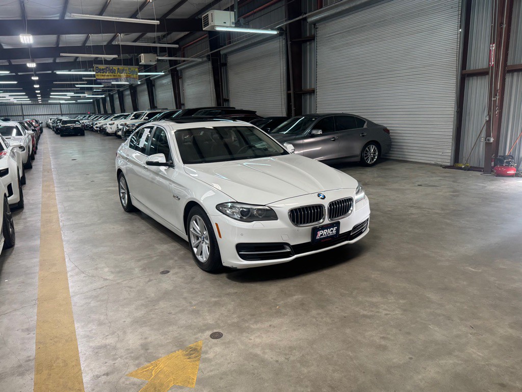 2014 BMW 5 Series Image 3