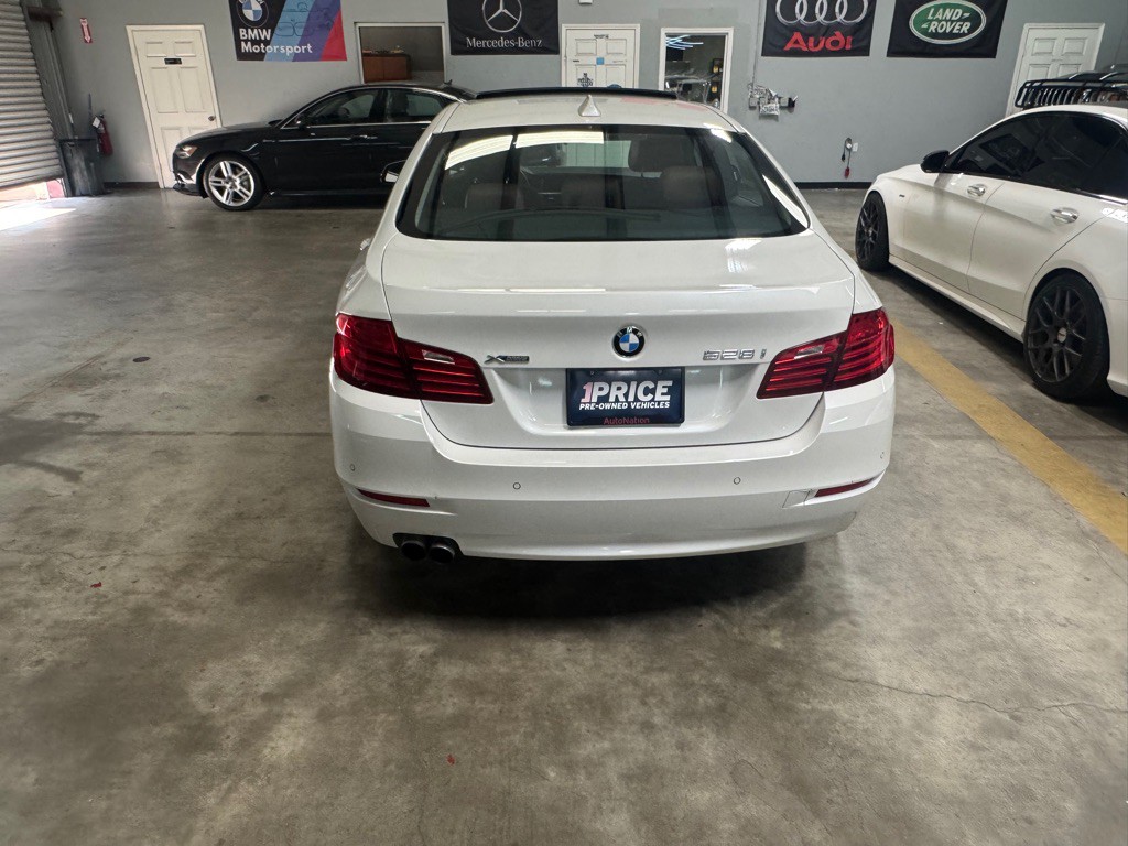 2014 BMW 5 Series Image 5