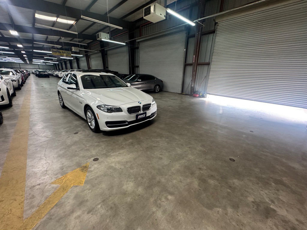 2014 BMW 5 Series Image 9