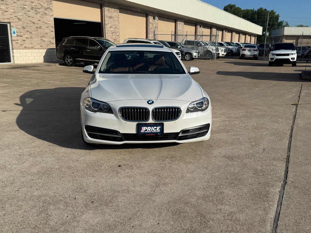 2014 BMW 5 Series Image 12