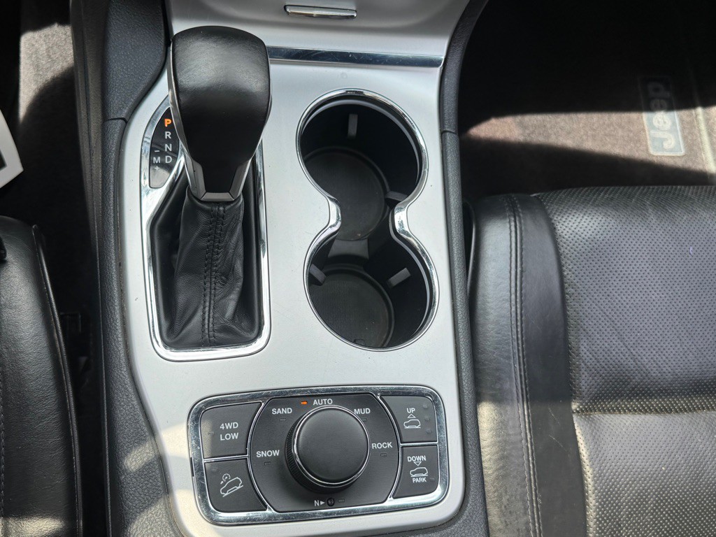 2016 Jeep Grand Cherokee Image 36
