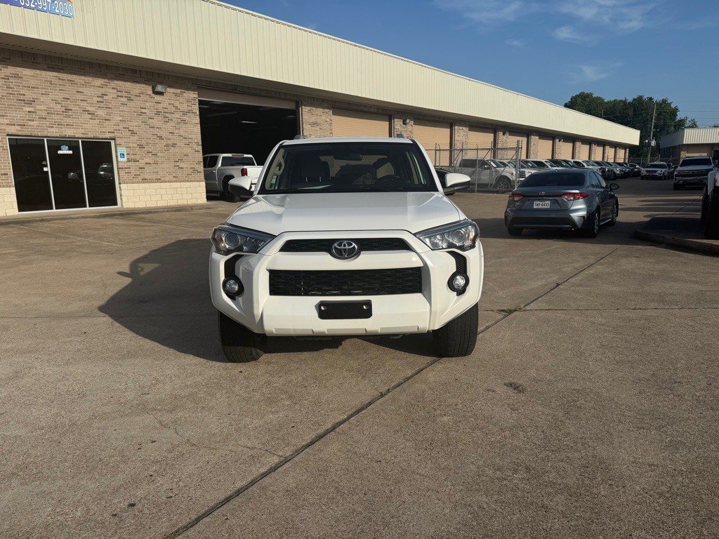 2015 Toyota 4Runner Image 17
