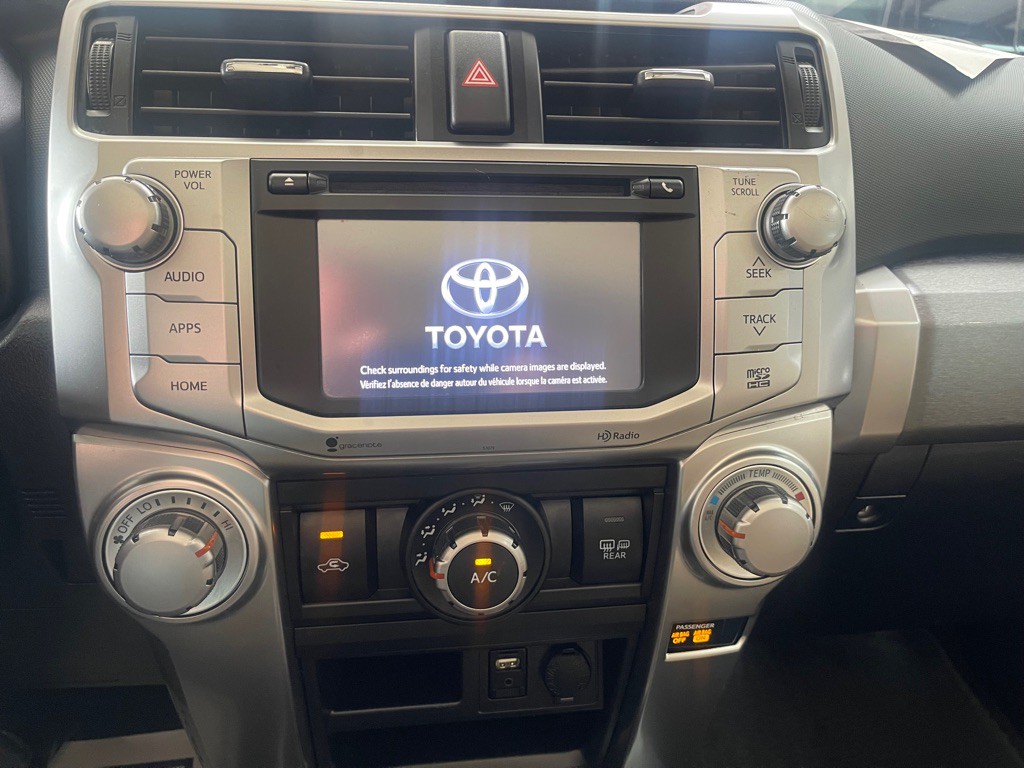2015 Toyota 4Runner Image 33