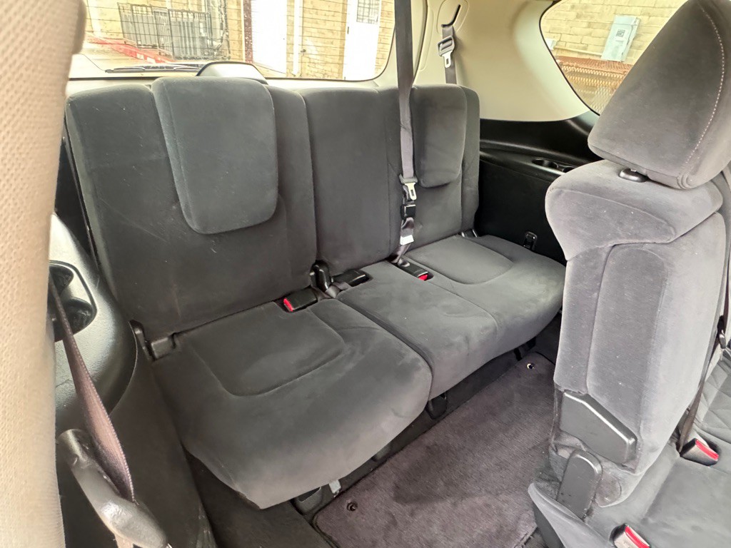 2018 Nissan Armada Image 25