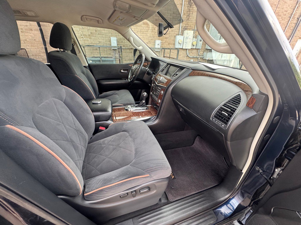 2018 Nissan Armada Image 28