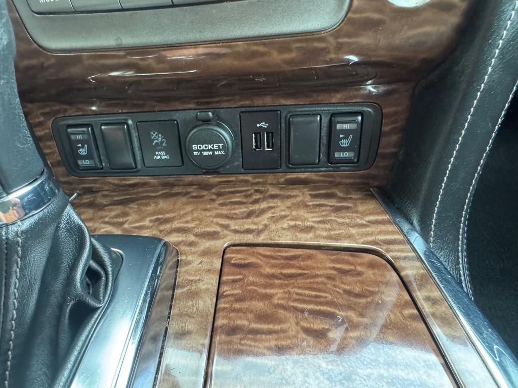 2018 Nissan Armada Image 39