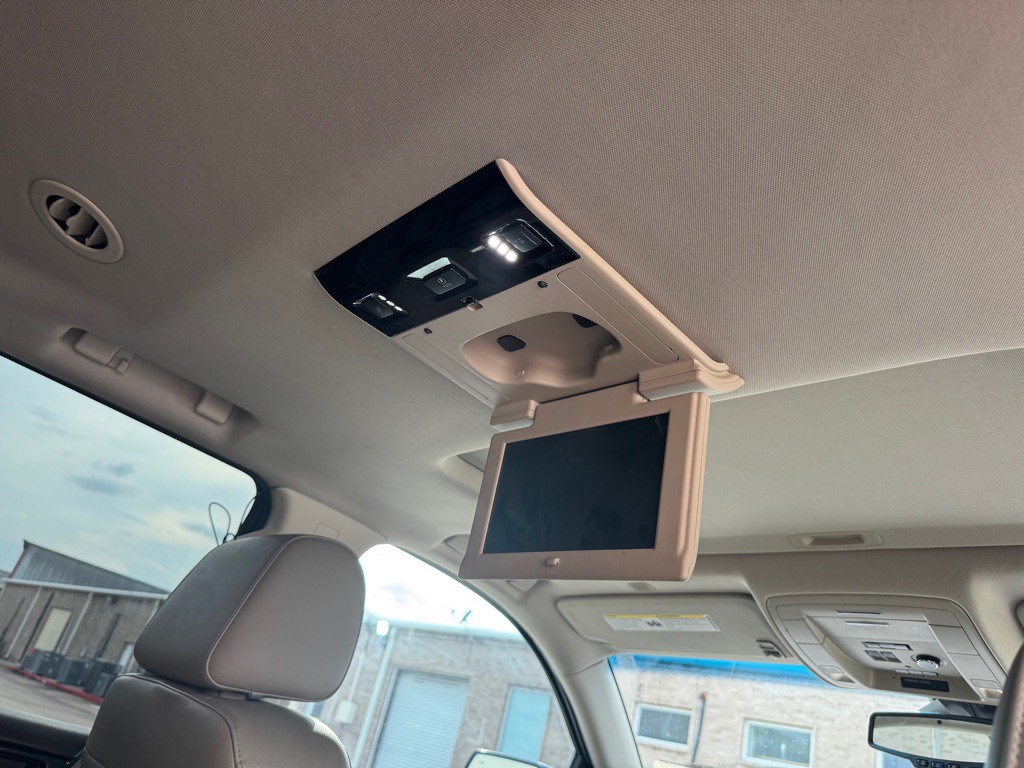 2018 GMC Yukon Image 33