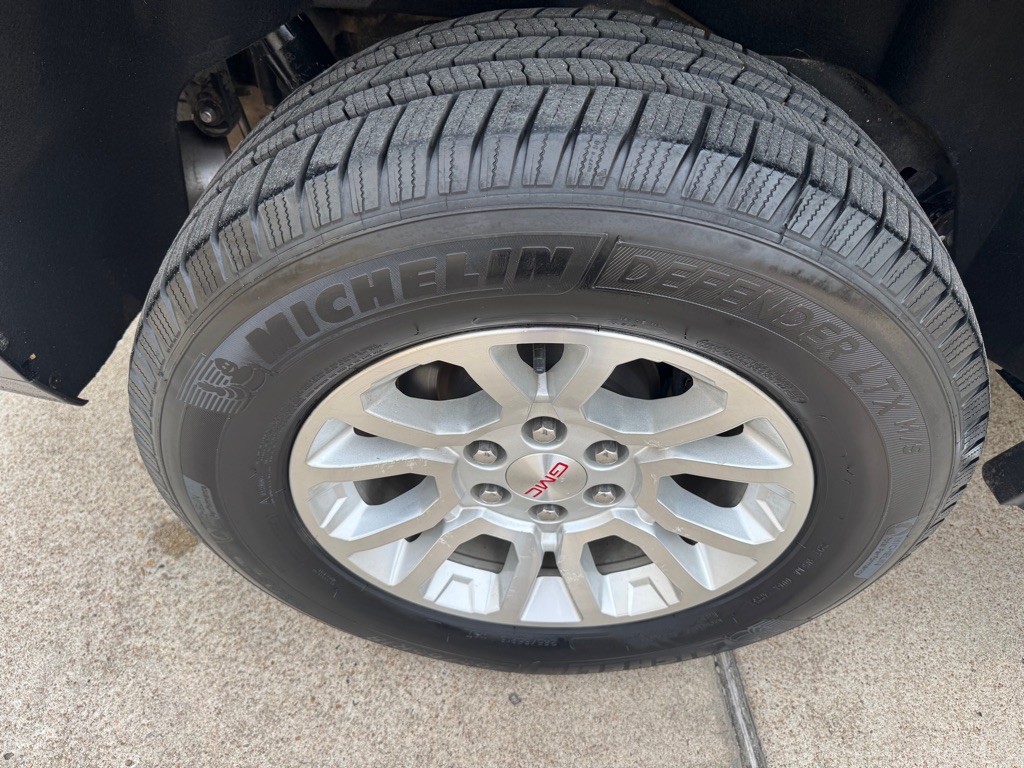 2018 GMC Yukon Image 42