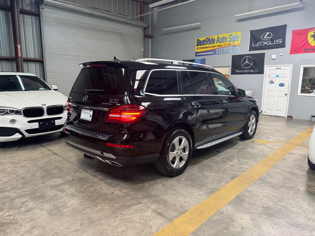 2017 Mercedes-Benz GLS-Class Image 9