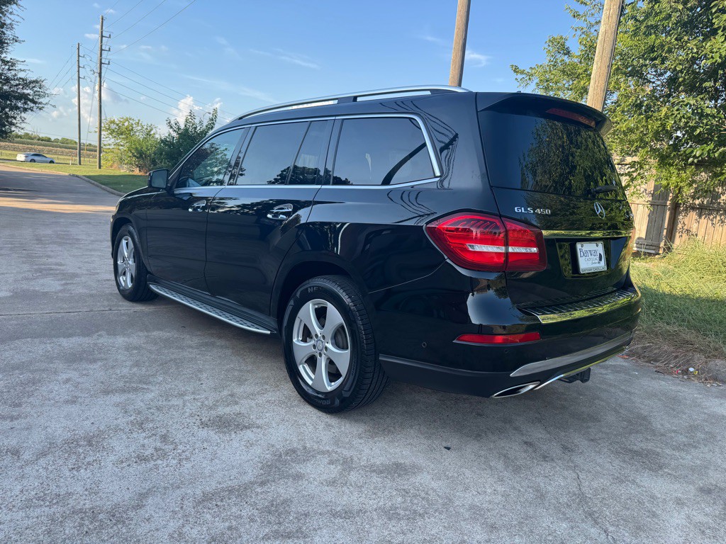 2017 Mercedes-Benz GLS-Class Image 24