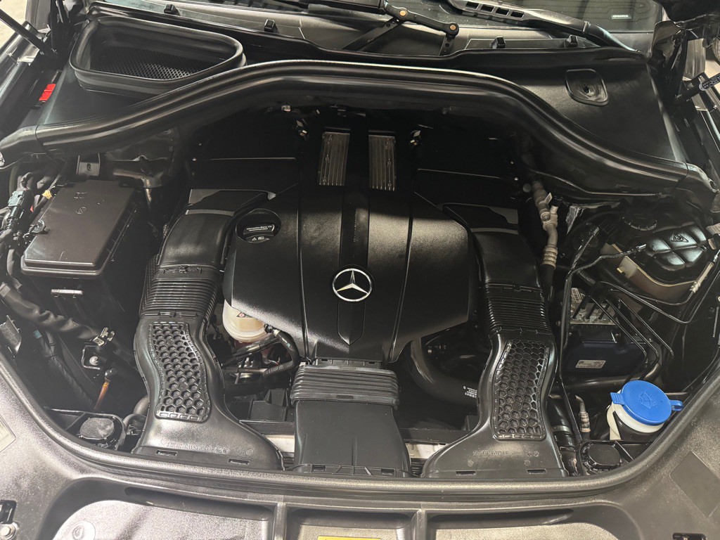 2017 Mercedes-Benz GLS-Class Image 48