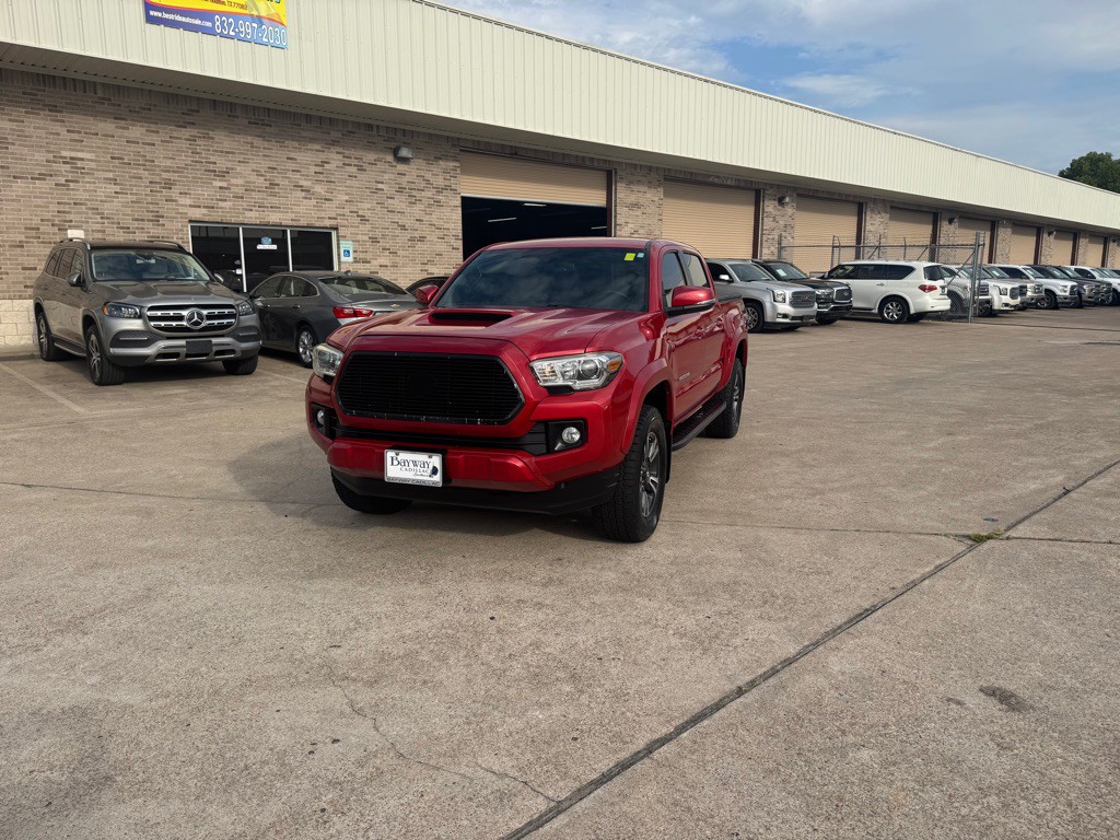 2016 Toyota Tacoma Image 17