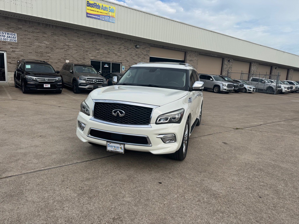 2015 INFINITI QX80 Image 17