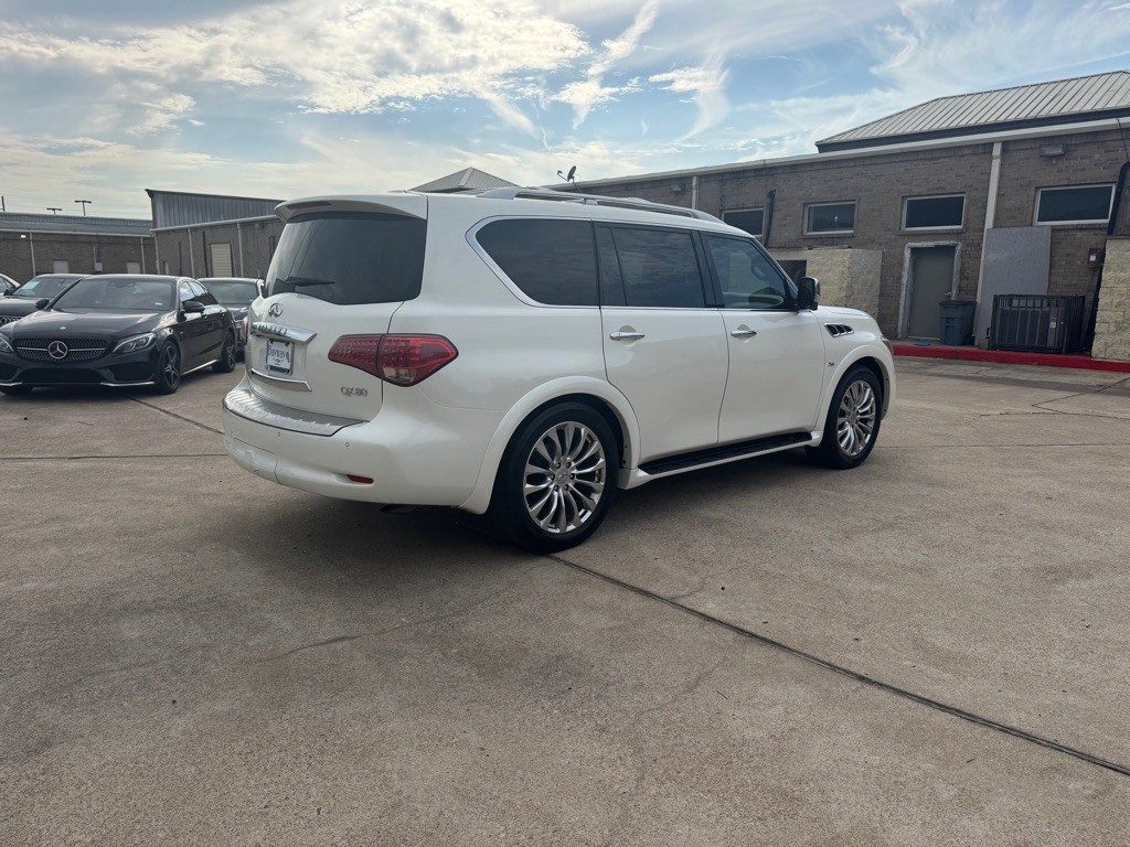 2015 INFINITI QX80 Image 22