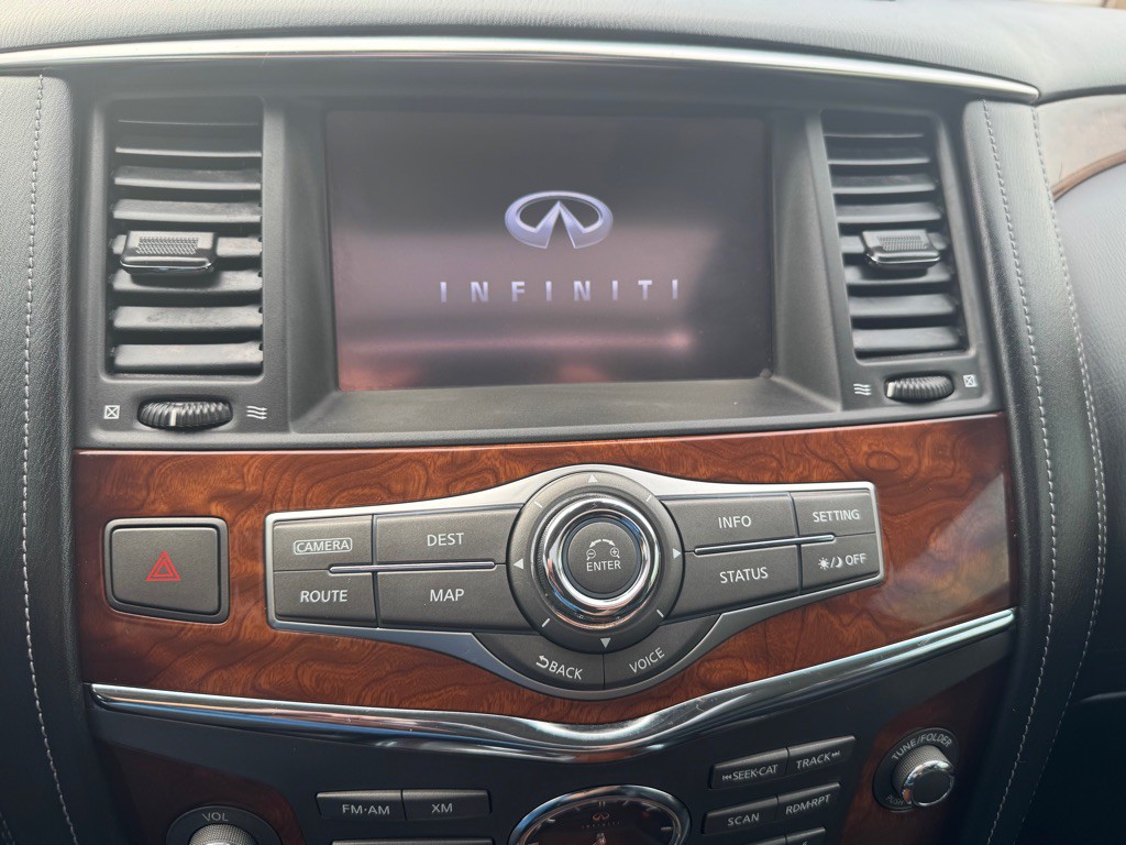 2015 INFINITI QX80 Image 39