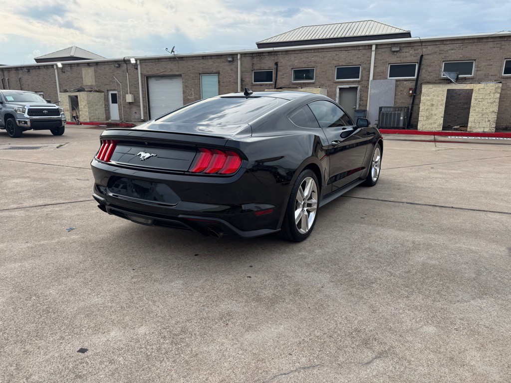 2021 Ford Mustang Image 19